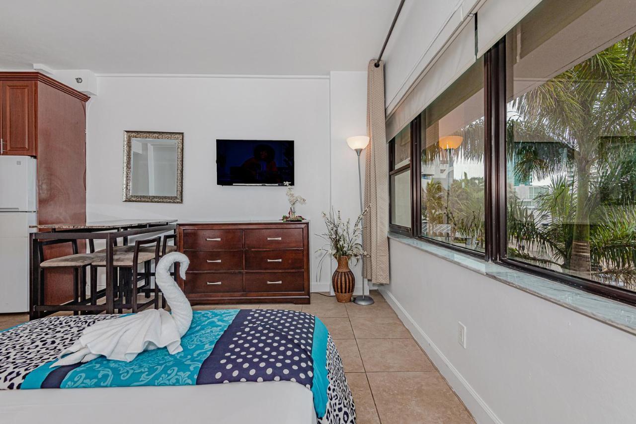 Beach Front Studio Miami Beach Exterior photo