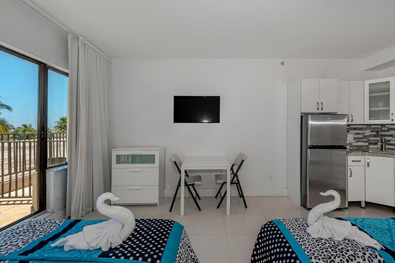Beach Front Studio Miami Beach Exterior photo